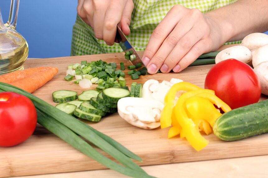 Preparar una ensalada de verduras para la fase Crucero de la dieta Dukan